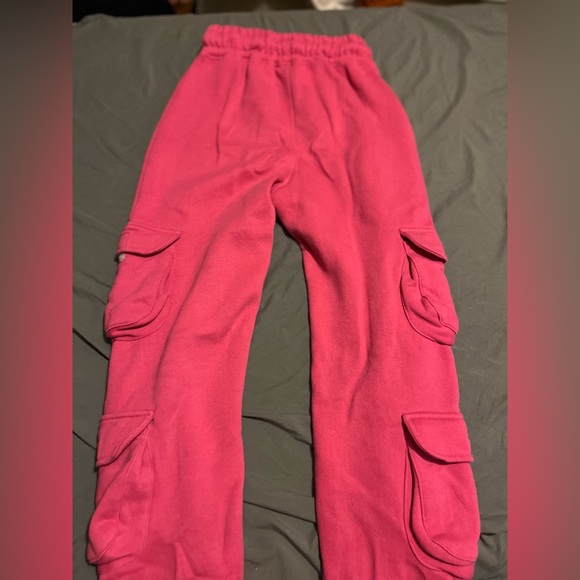 Joggers with pockets - Picture 2 of 2